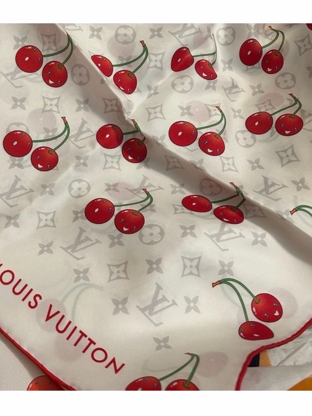 New Louis Vuitton Cherry Murakami Scarf LV x TM Monogram Cerise Square 90 M94966